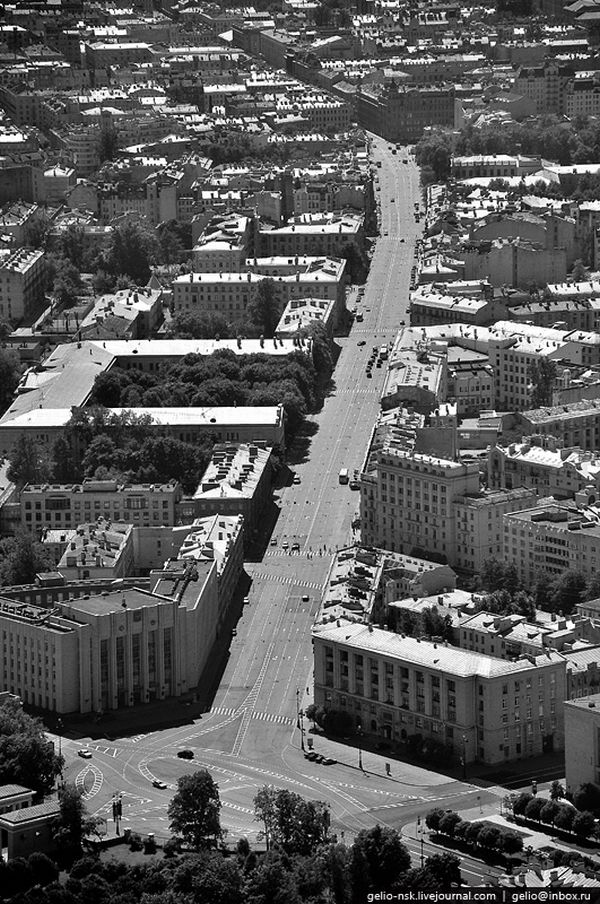 Aerial Photographs of Russian City of Saint Petersburg (45 pics)