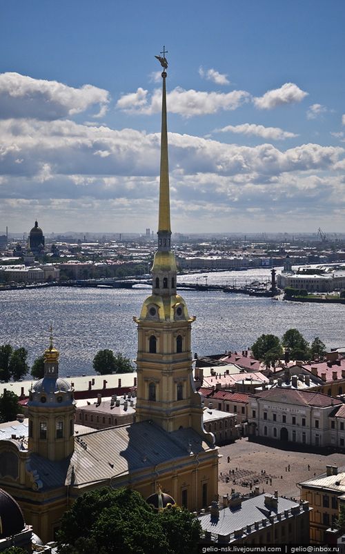 Aerial Photographs of Russian City of Saint Petersburg (45 pics)