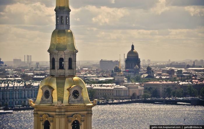 Aerial Photographs of Russian City of Saint Petersburg (45 pics)