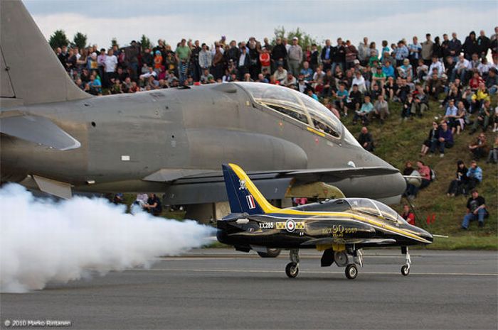 Show Flight of BAE Hawk (28 pics)