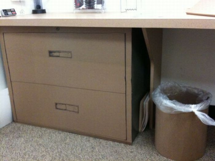 Funny Cardboard Pranks (37 pics)