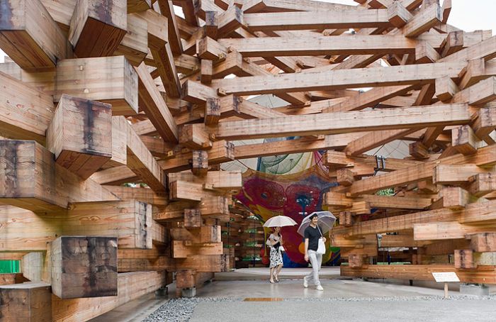 Japanese Remote Wooded Playhouse (19 pics)