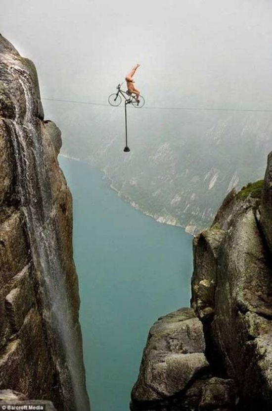 Extreme Photos (13 pics)