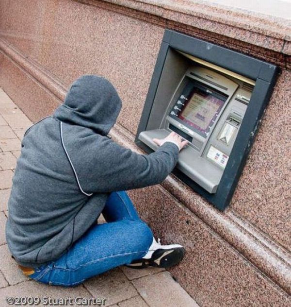Funny ATMs (30 pics)