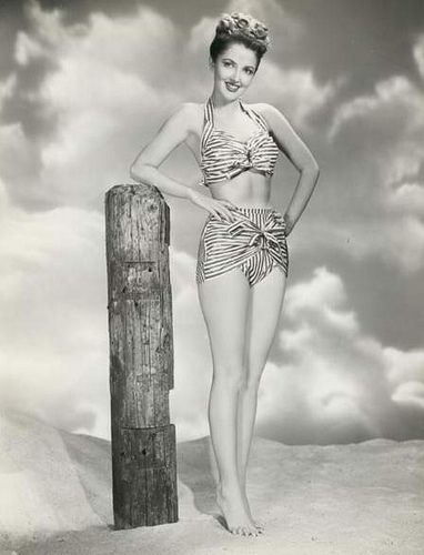 Retro Bathing Suits (73 pics)