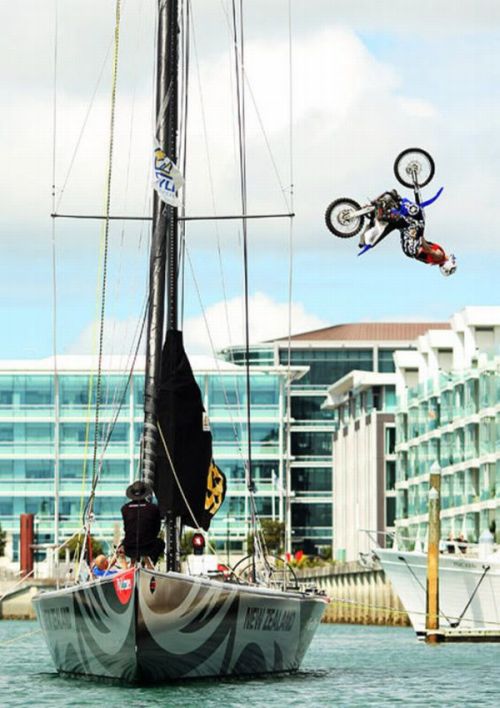 The Best Bike Stunts (30 pics)