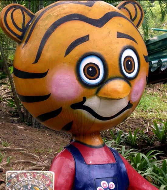 Haw Par Villa Park in Singapore (47 pics)