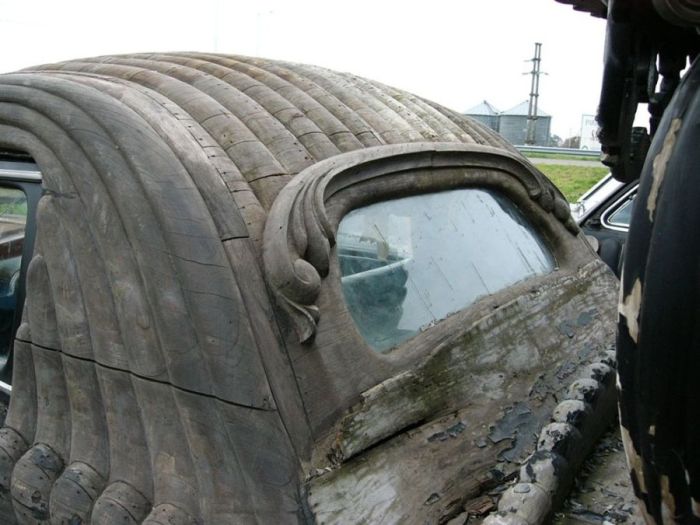 Strange Looking Hearse from Argentina (12 pics)