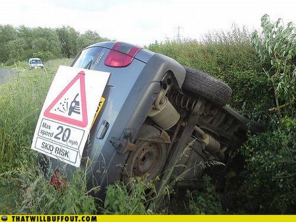 Vehicles in Funny and Strange Situations (75 pics)