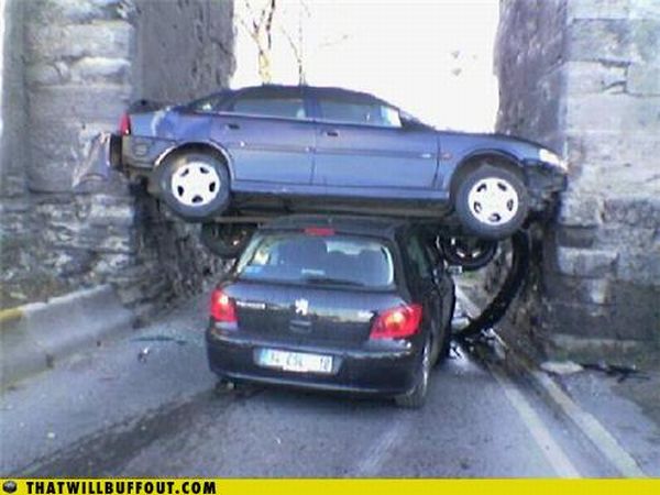 Vehicles in Funny and Strange Situations (75 pics)