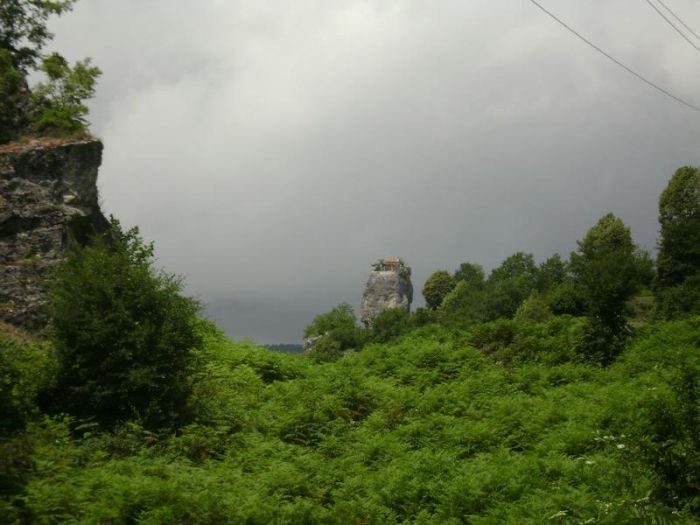 Churches Built on Rocks (12 pics)