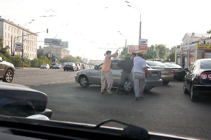 Road Rage On The Streets of Moscow (12 pics)
