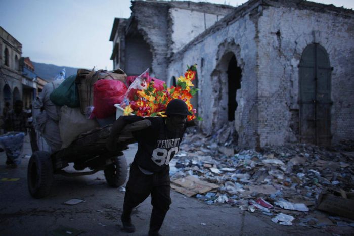 Haiti Six Months After (43 pics)