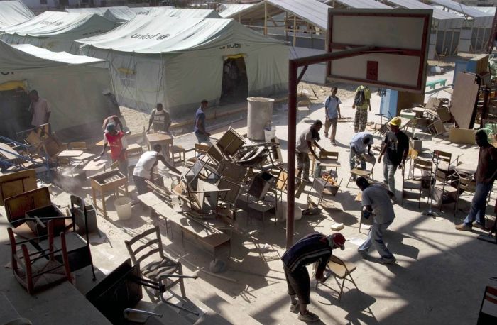 Haiti Six Months After (43 pics)