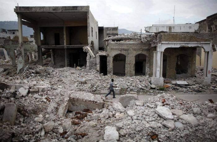 Haiti Six Months After (43 pics)