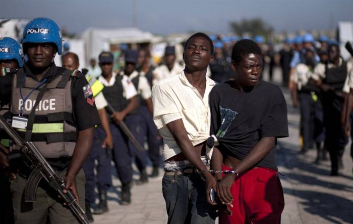 Haiti Six Months After (43 pics)