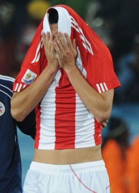 Tears of Soccer. When Grown Men Cry (20 pics)