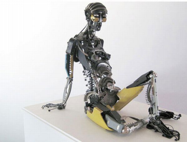 Terrific Works of Art Made From Common Trash (40 pics)