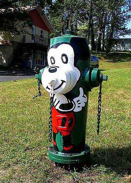 Creative Fire Hydrants (15 pics)