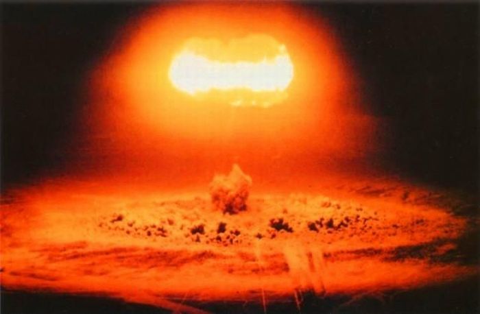 Nuclear Explosions (88 pics)