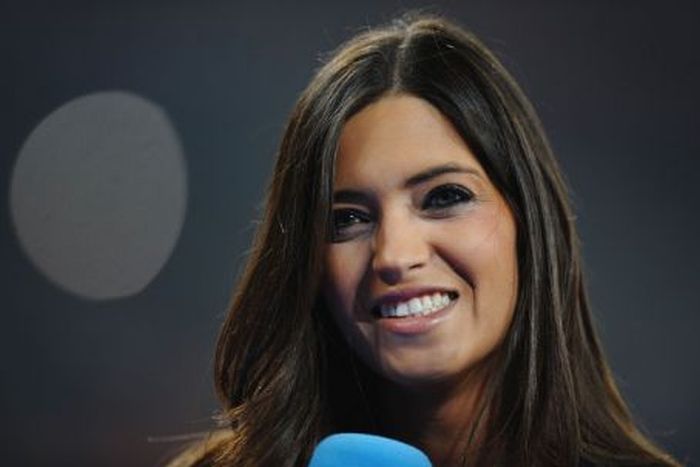 Sara Carbonero the Spain's Hottest Sport Reporter (24 pics)