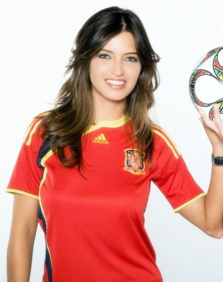 Sara Carbonero the Spain's Hottest Sport Reporter (24 pics)