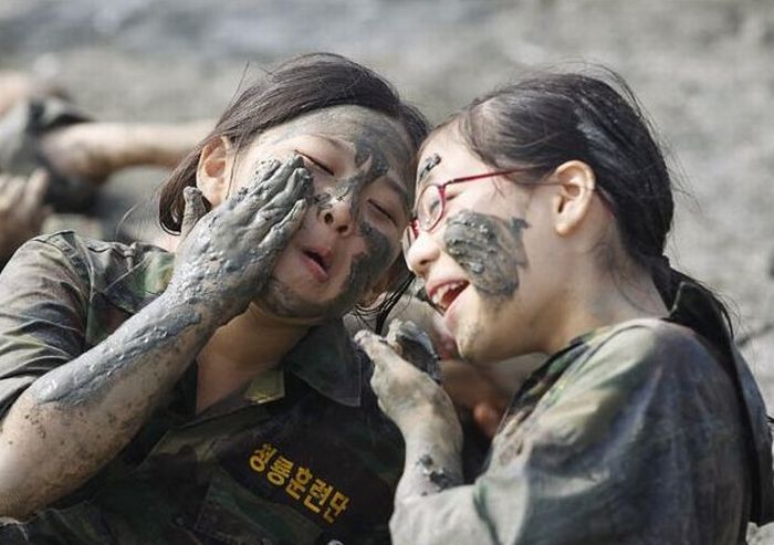 Boot Camp for Girls in South Korea (11 pics)