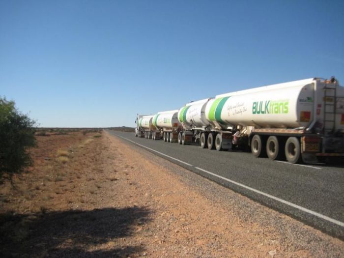 Road Trains (13 pics)