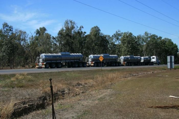 Road Trains (13 pics)
