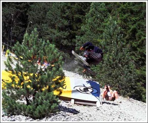 Rock Boarding (22 pics)