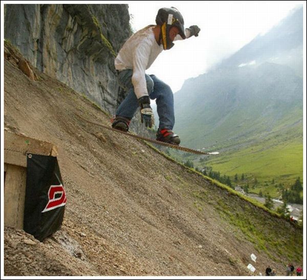 Rock Boarding (22 pics)