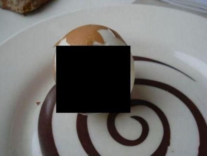Strange Egg (2 pics)
