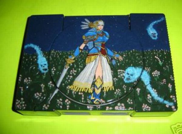 Painted Game Consoles (25 pics)