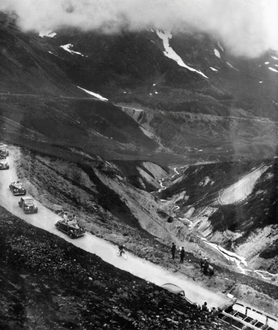 Vintage Photos of Tour de France (7 pics)
