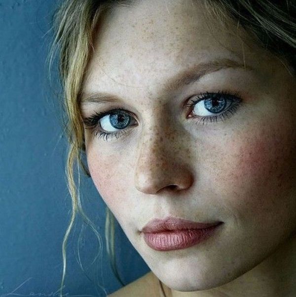 Girls with Freckles (115 pics)