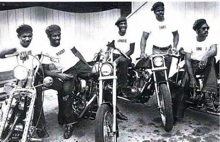 Black American Bikers (18 pics)