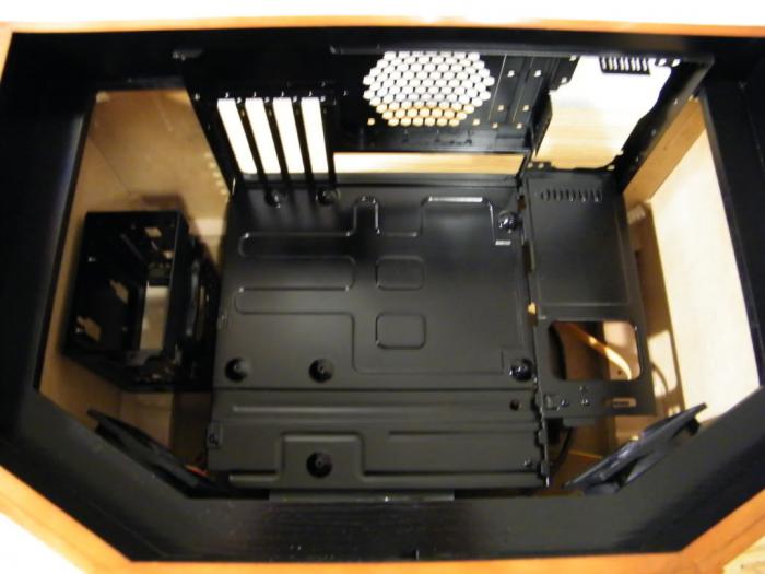 Case Mod. PC Inside a Turntable (26 pics)