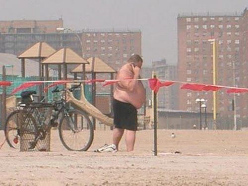 Funny and Strange People of American Beaches (46 pics)