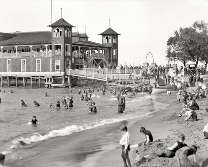 Beaches of the Past (58 pics)