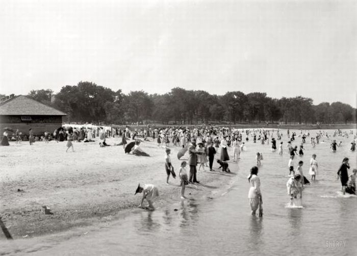 Beaches of the Past (58 pics)