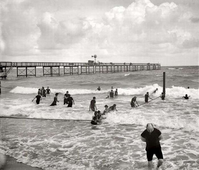 Beaches of the Past (58 pics)