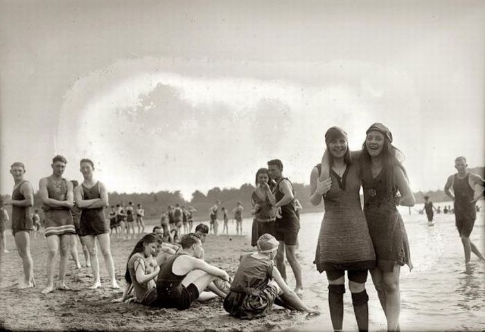 Beaches of the Past (58 pics)