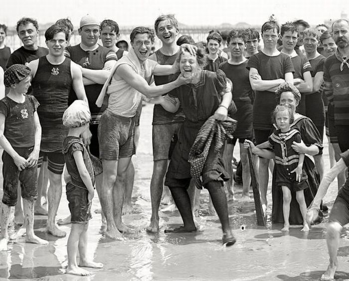 Beaches of the Past (58 pics)