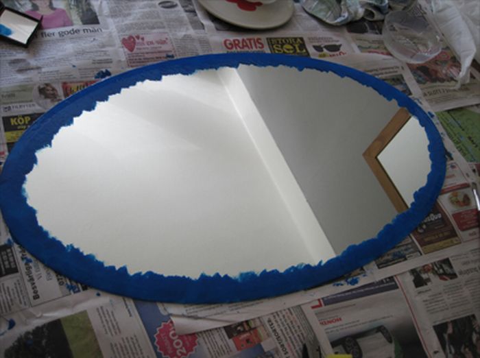 Mini Portal Mirror (8 pics)