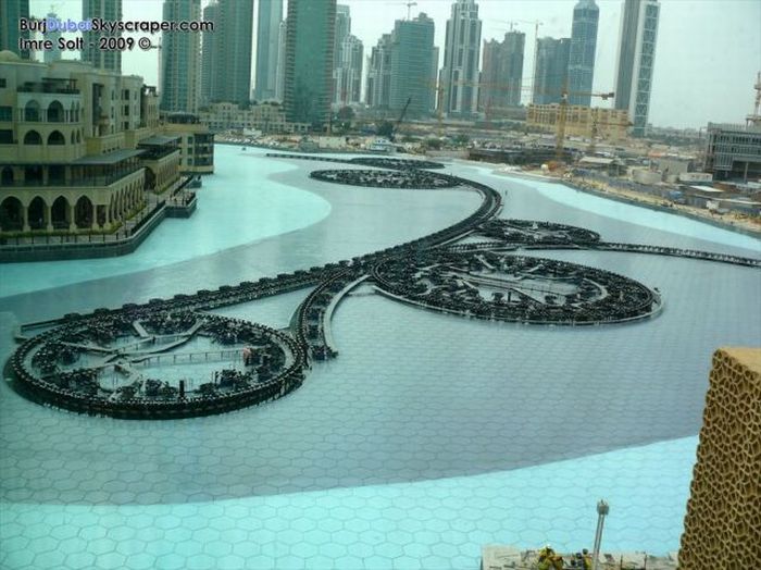 Amazing Water Fountain of Burj Dubai Lake (20 pics + 1 video)