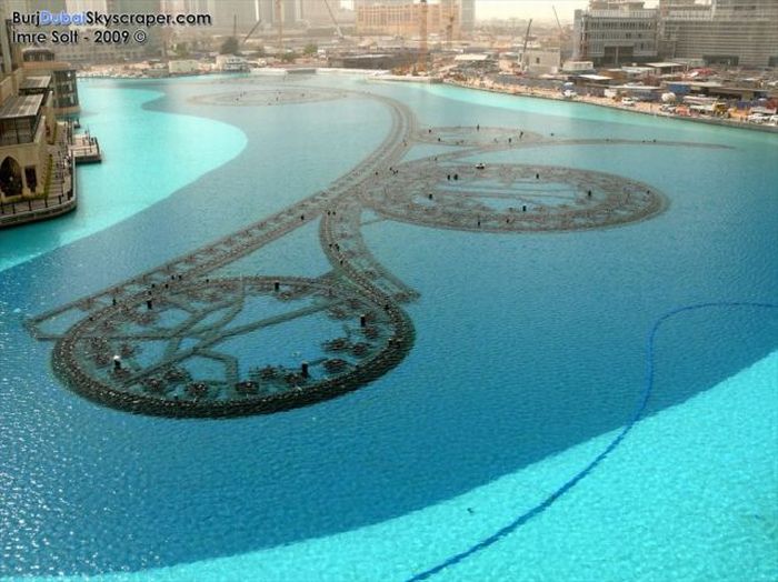 Amazing Water Fountain of Burj Dubai Lake (20 pics + 1 video)