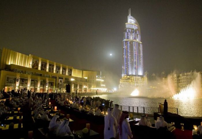 Amazing Water Fountain of Burj Dubai Lake (20 pics + 1 video)