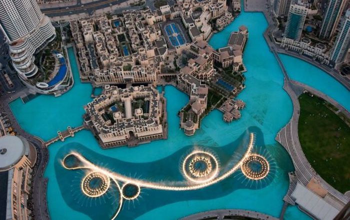 Amazing Water Fountain of Burj Dubai Lake (20 pics + 1 video)