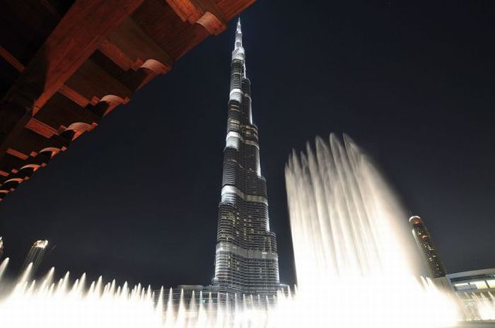 Amazing Water Fountain of Burj Dubai Lake (20 pics + 1 video)