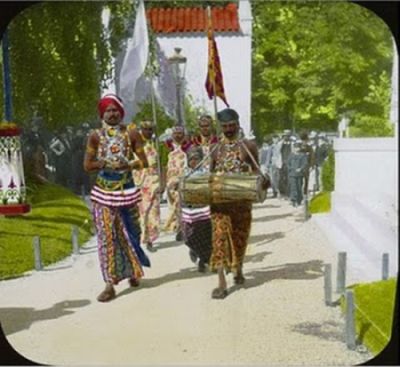 Color Photos of Paris in 1900s (51 pics)